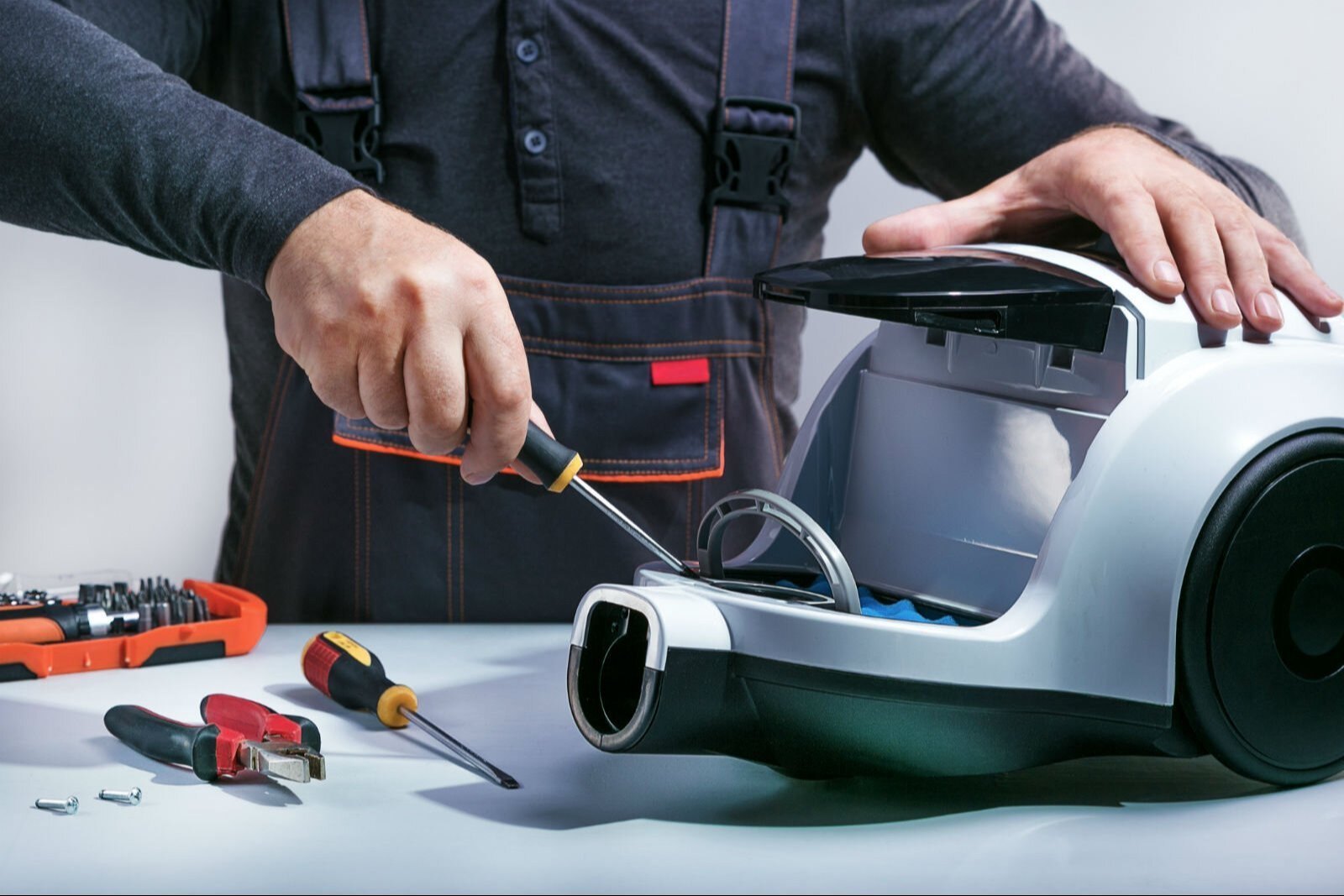 Vacuum Cleaner Repair Mumbai